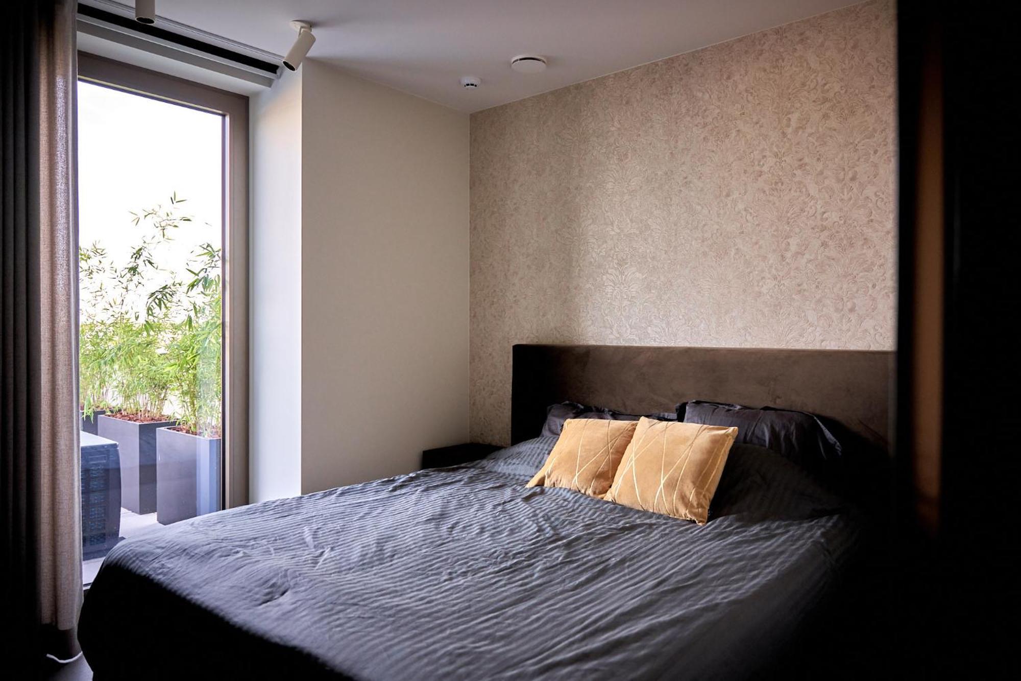 Kaoz Highstreet The Luxury Loft Apartment Hoogstraten Bagian luar foto